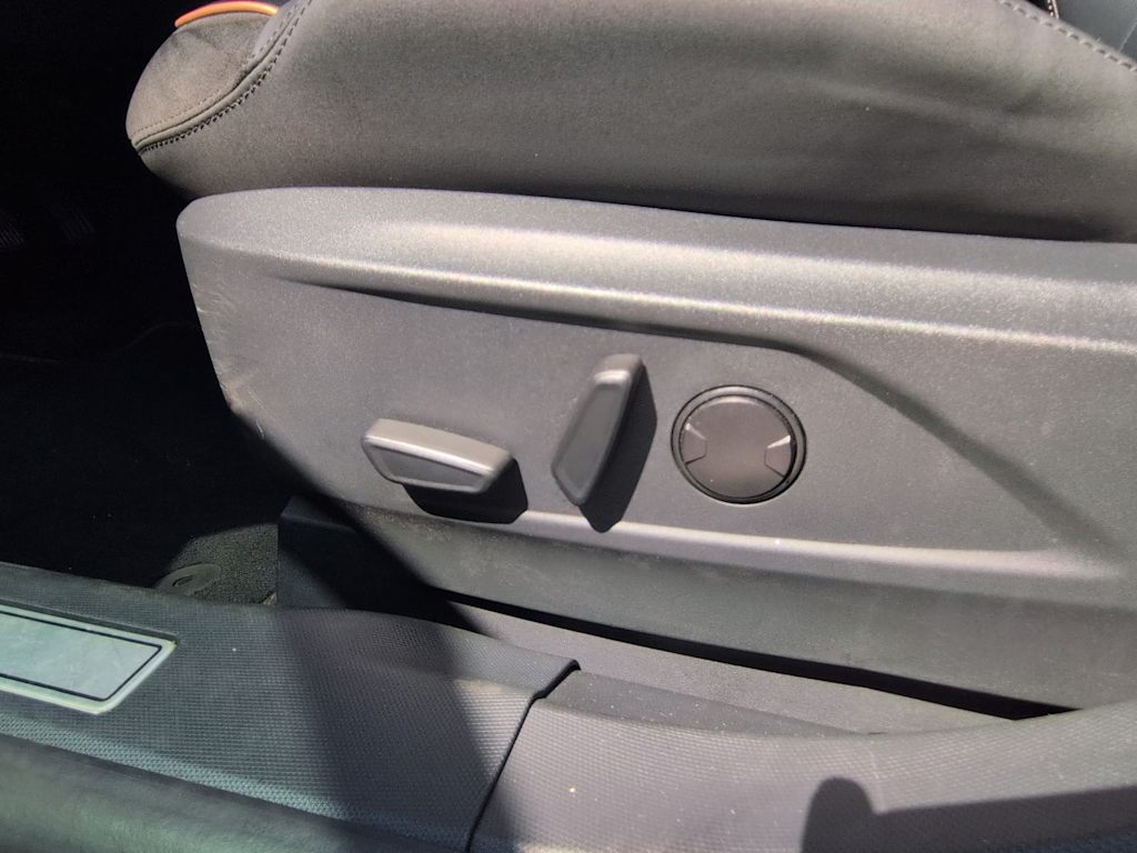 Thumbnail: 2022 Ford Mustang Mach-E - 25