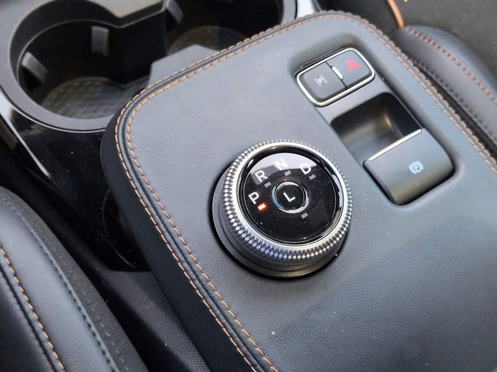 Thumbnail: 2022 Ford Mustang Mach-E - 34