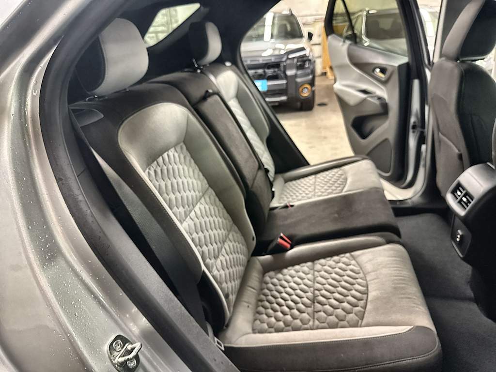 Thumbnail: 2019 Chevrolet Equinox - 11