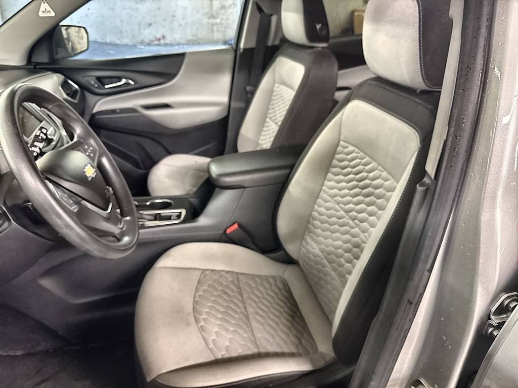 Thumbnail: 2019 Chevrolet Equinox - 10