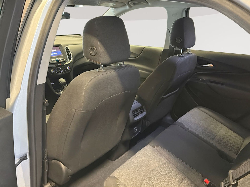 Thumbnail: 2022 Chevrolet Equinox - 13