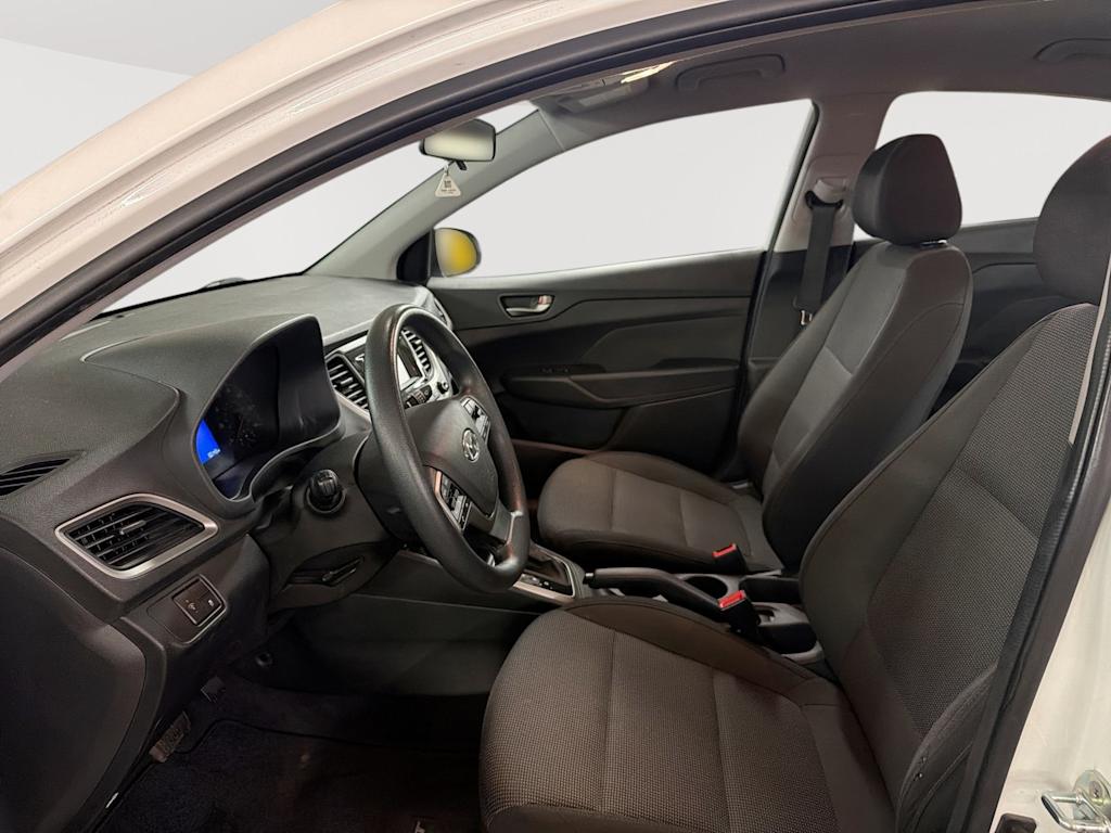 Thumbnail: 2021 Hyundai Accent - 5