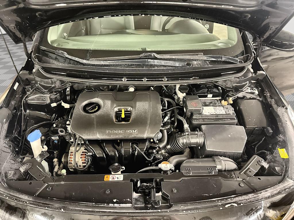 Thumbnail: 2017 Kia Forte - 7
