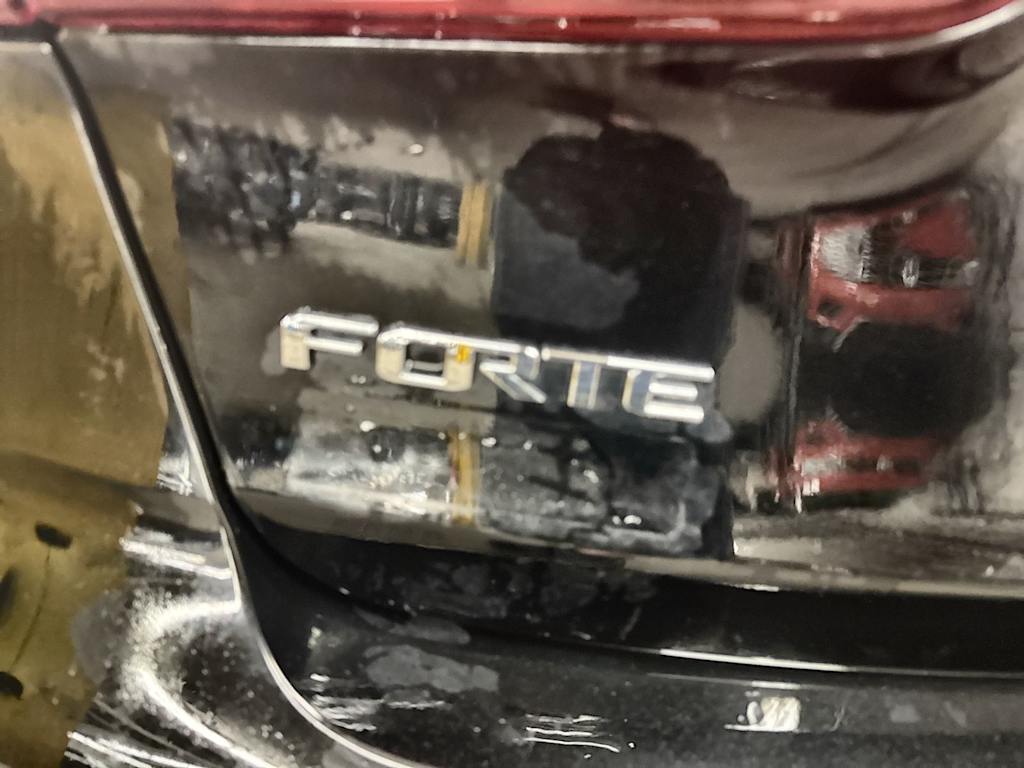 Thumbnail: 2017 Kia Forte - 26