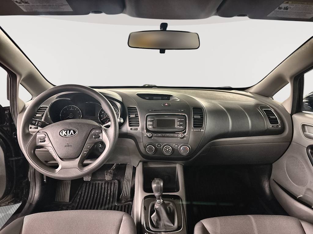 Thumbnail: 2017 Kia Forte - 8