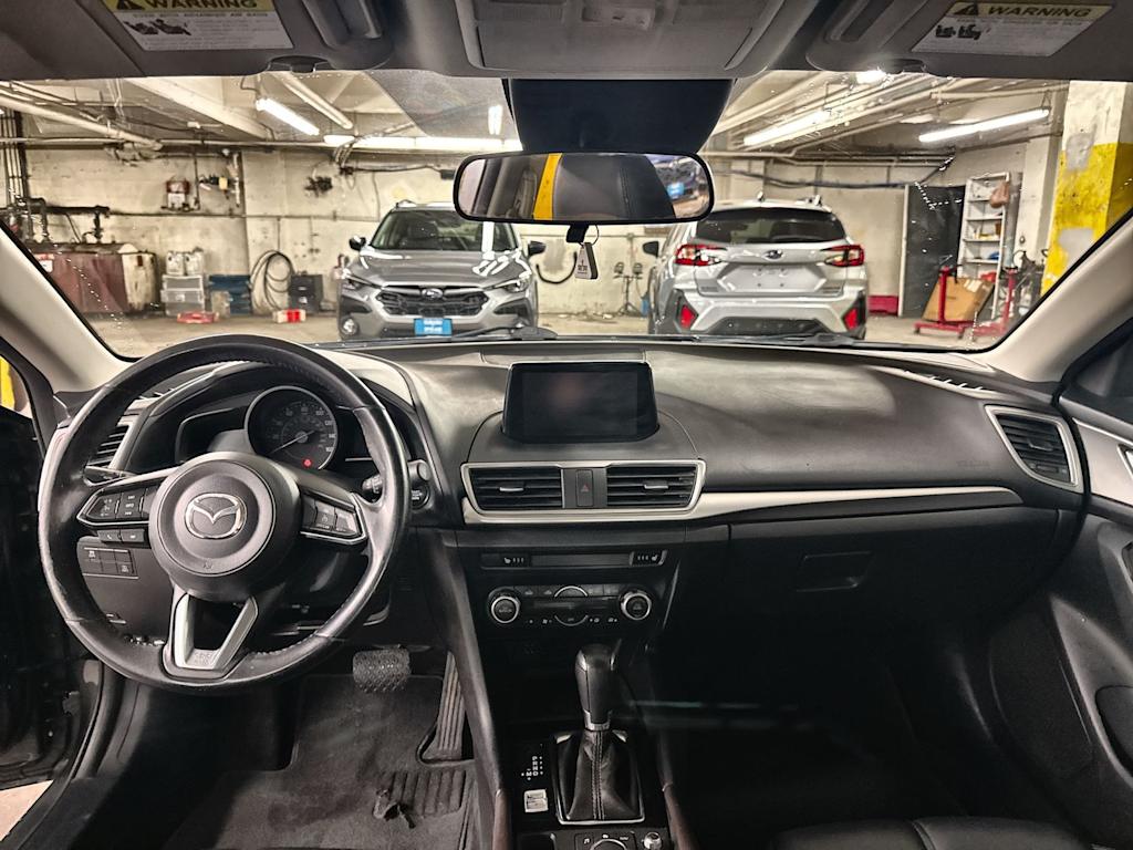 Thumbnail: 2018 Mazda Mazda3 - 2