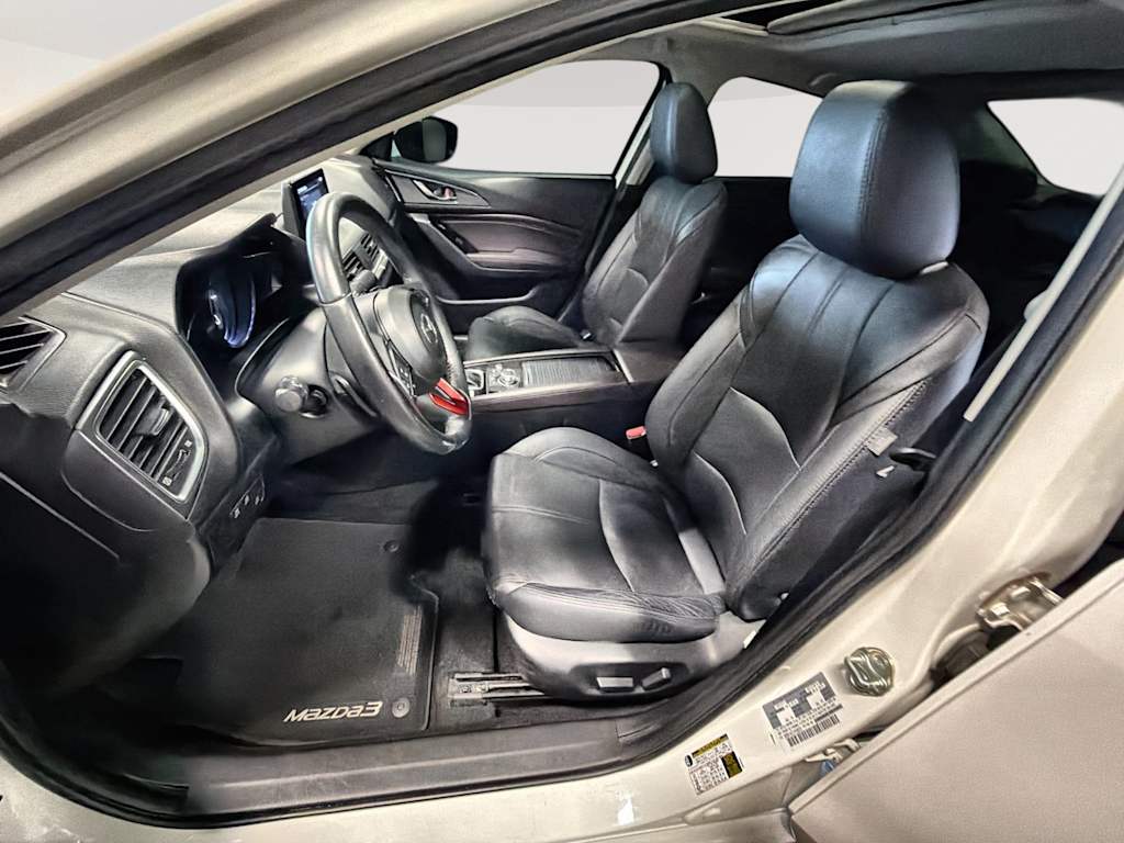 Thumbnail: 2018 Mazda Mazda3 - 11