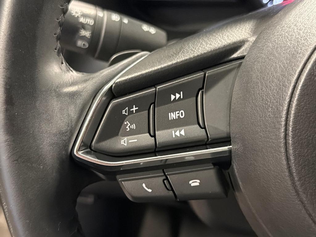 Thumbnail: 2018 Mazda Mazda3 - 32