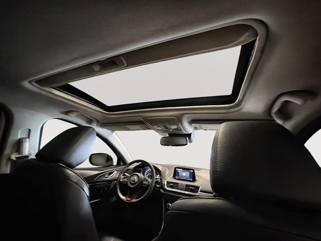 Thumbnail: 2018 Mazda Mazda3 - 30
