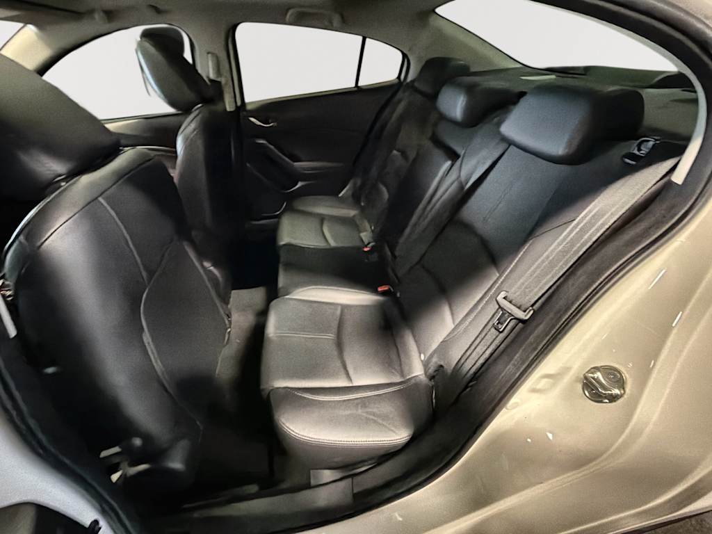 Thumbnail: 2018 Mazda Mazda3 - 13