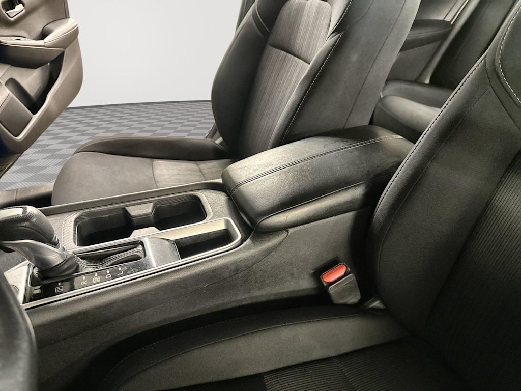 Thumbnail: 2022 Nissan Sentra - 31