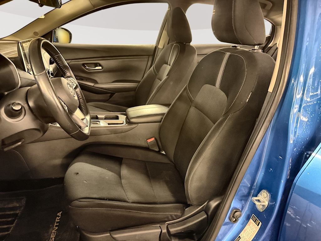 Thumbnail: 2022 Nissan Sentra - 10