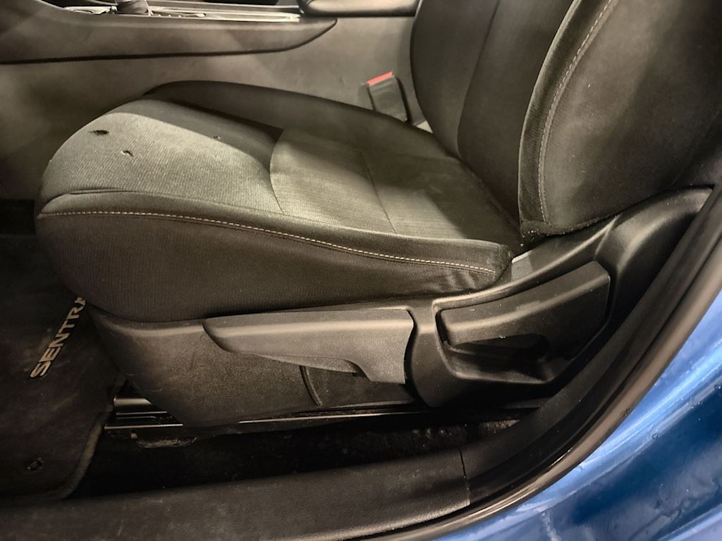 Thumbnail: 2022 Nissan Sentra - 25