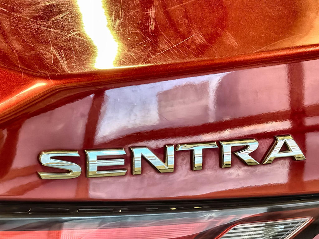 Thumbnail: 2020 Nissan Sentra - 25