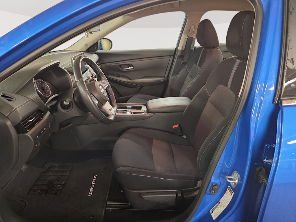 Thumbnail: 2023 Nissan Sentra - 10