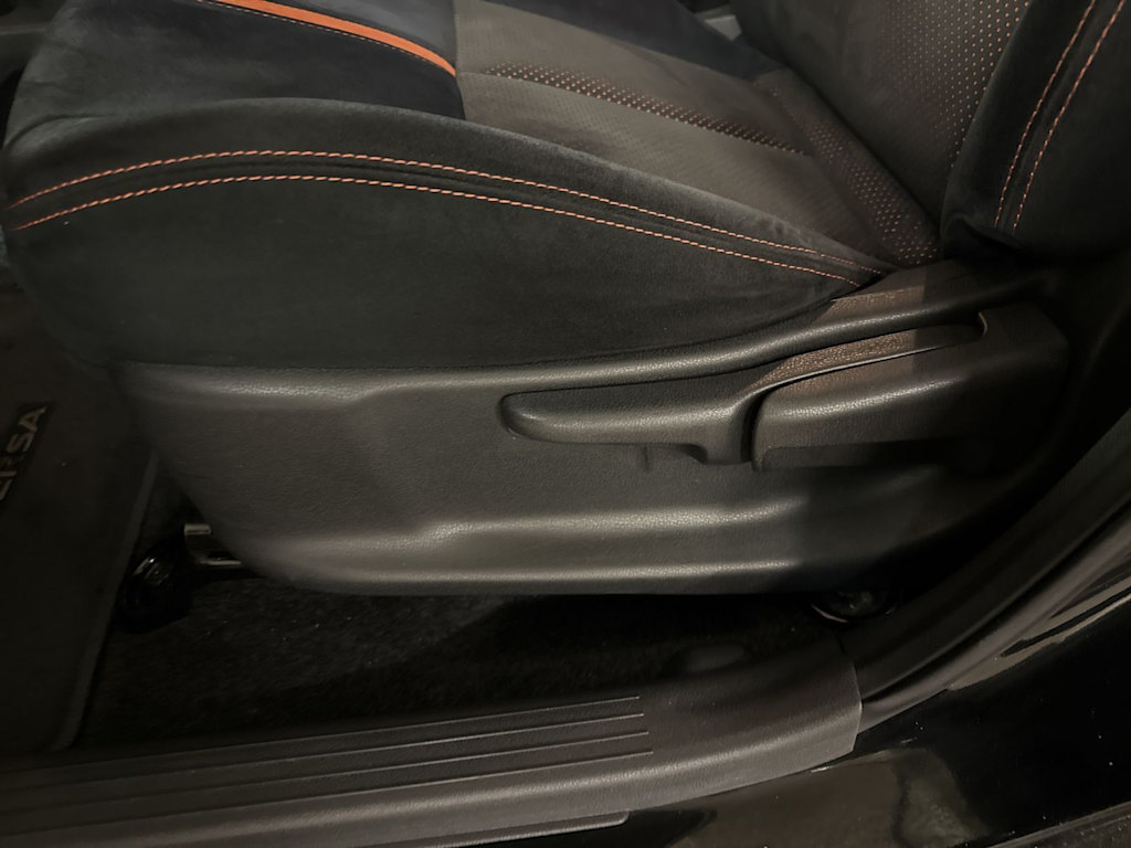 Thumbnail: 2018 Nissan Versa Note - 25
