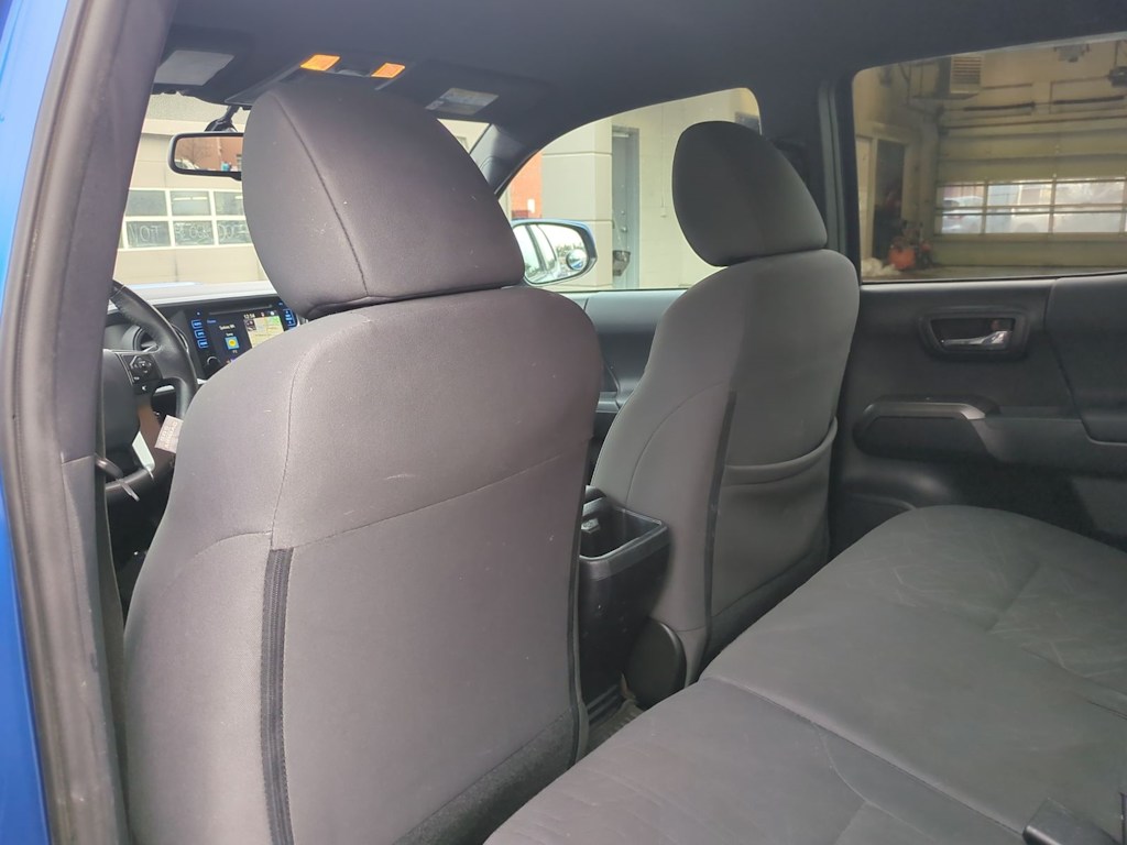 Thumbnail: 2017 Toyota Tacoma - 12