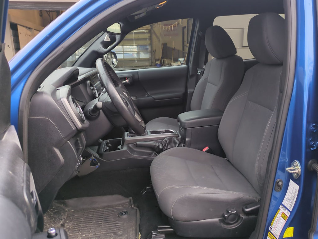 Thumbnail: 2017 Toyota Tacoma - 10