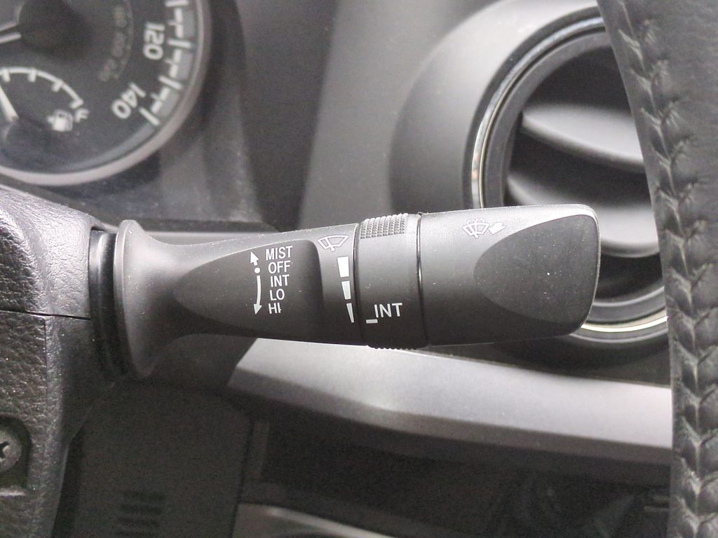 Thumbnail: 2017 Toyota Tacoma - 15