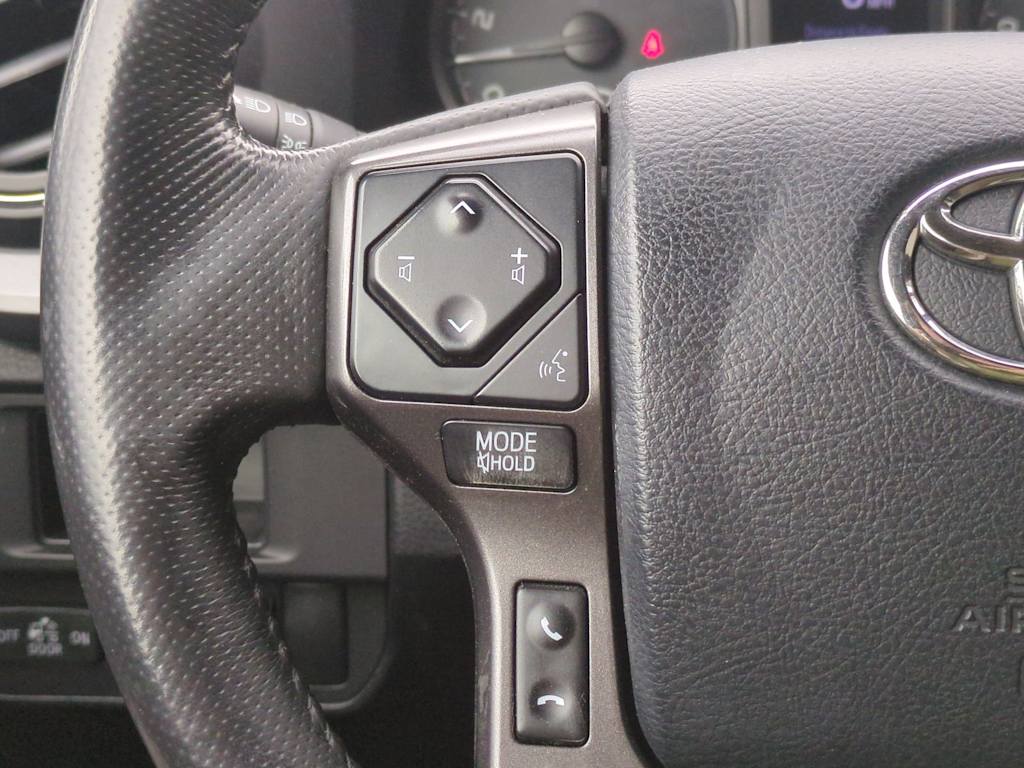 Thumbnail: 2017 Toyota Tacoma - 30