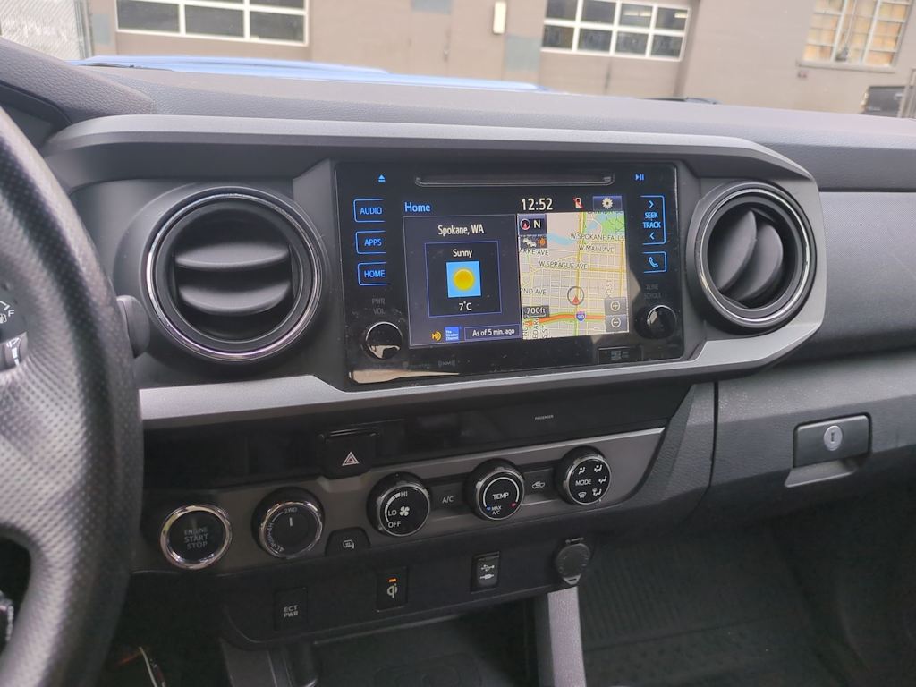 Thumbnail: 2017 Toyota Tacoma - 14