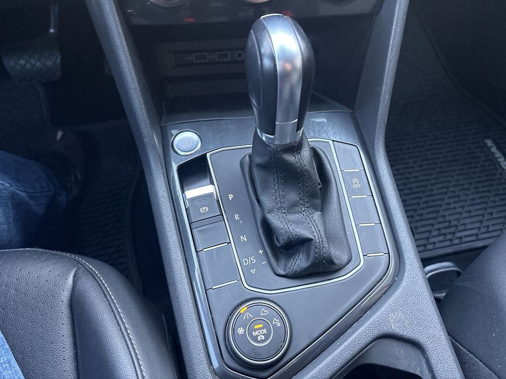 Thumbnail: 2019 Volkswagen Tiguan - 12