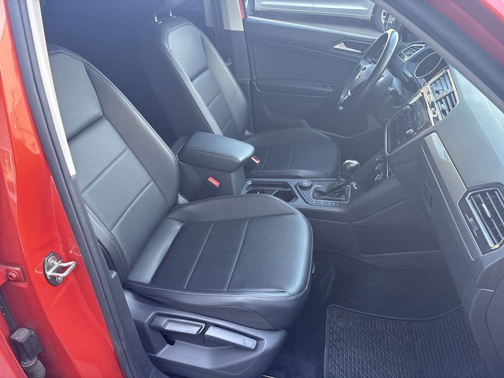 Thumbnail: 2019 Volkswagen Tiguan - 29