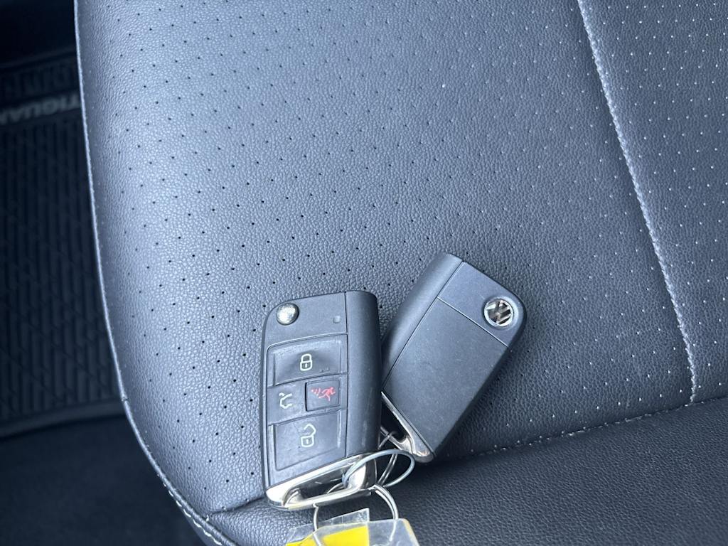 Thumbnail: 2019 Volkswagen Tiguan - 15