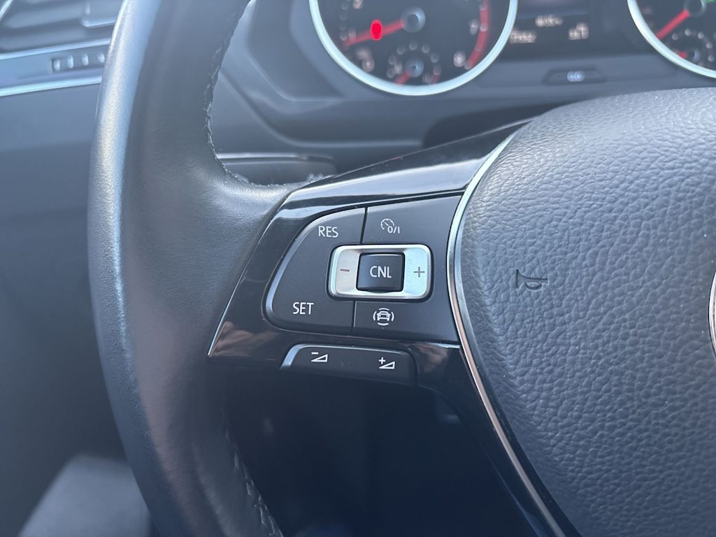 Thumbnail: 2019 Volkswagen Tiguan - 30