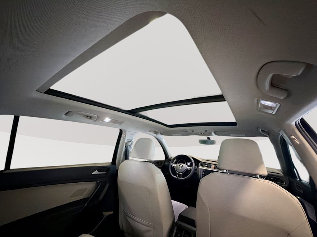 Thumbnail: 2020 Volkswagen Tiguan - 29