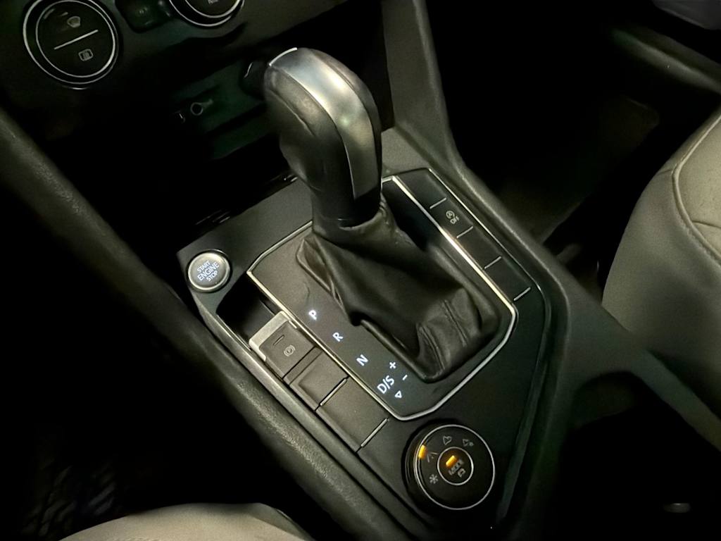 Thumbnail: 2020 Volkswagen Tiguan - 14