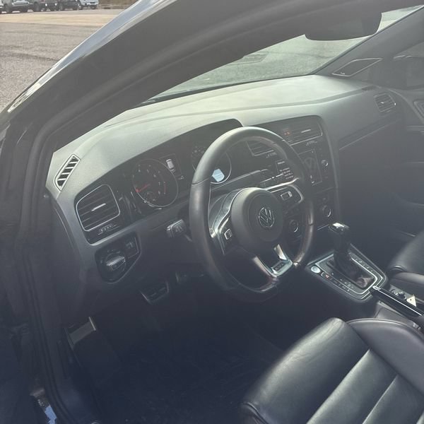 Thumbnail: 2018 Volkswagen Golf - 2
