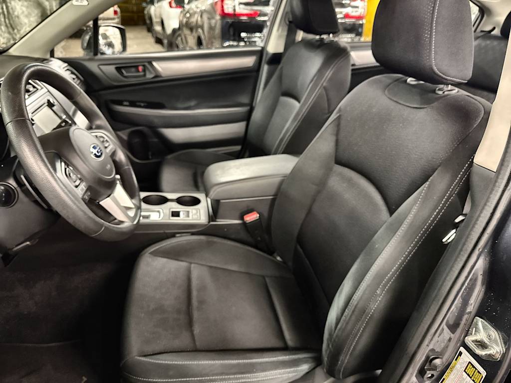 Thumbnail: 2015 Subaru Legacy - 10