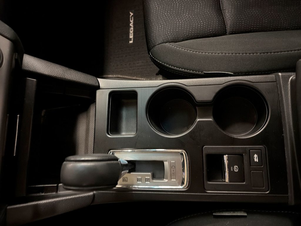 Thumbnail: 2015 Subaru Legacy - 13