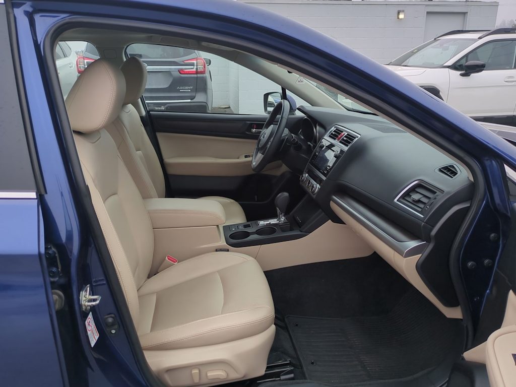 Thumbnail: 2015 Subaru Legacy - 12