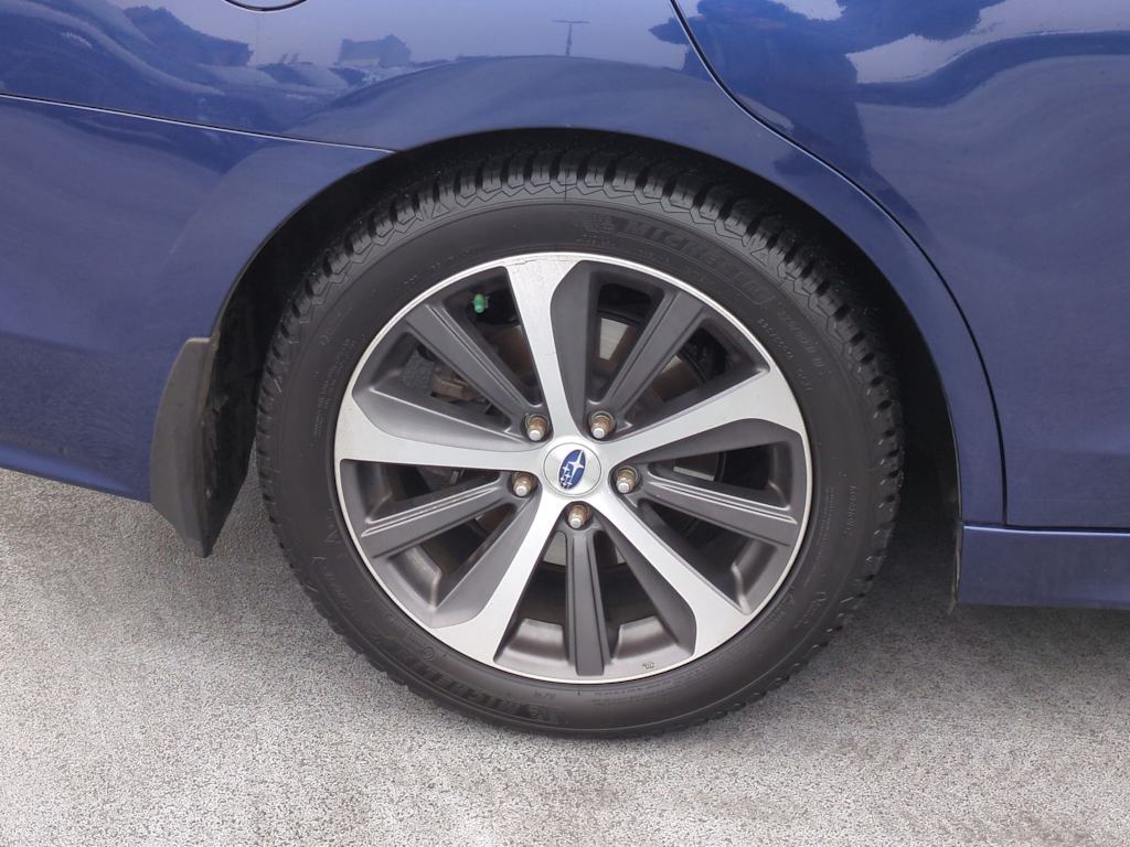 Thumbnail: 2015 Subaru Legacy - 8