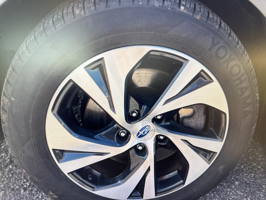 Thumbnail: 2022 Subaru Legacy - 8