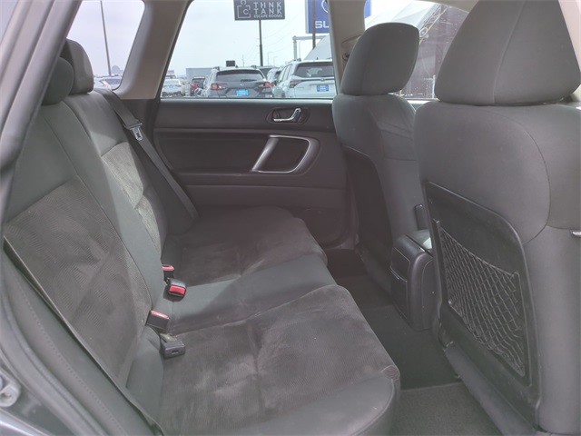 2009 Subaru Outback  29