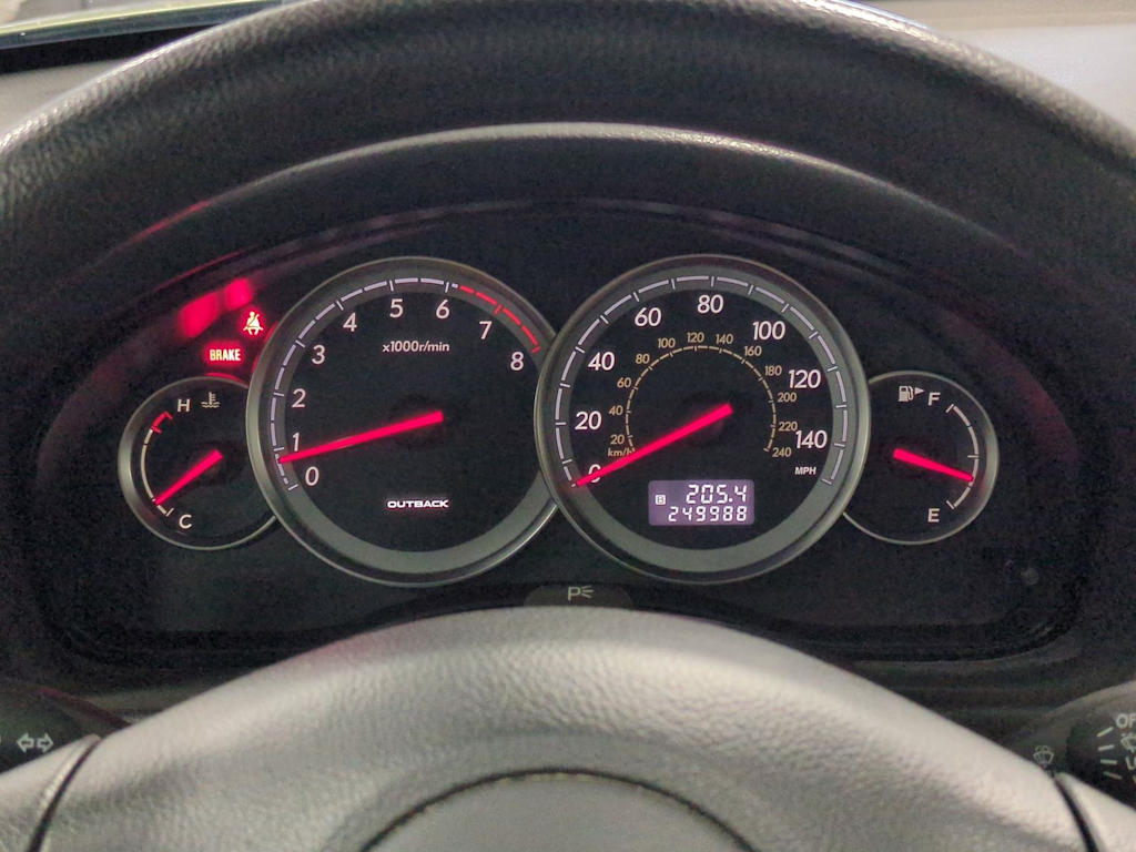 Thumbnail: 2005 Subaru Outback - 17