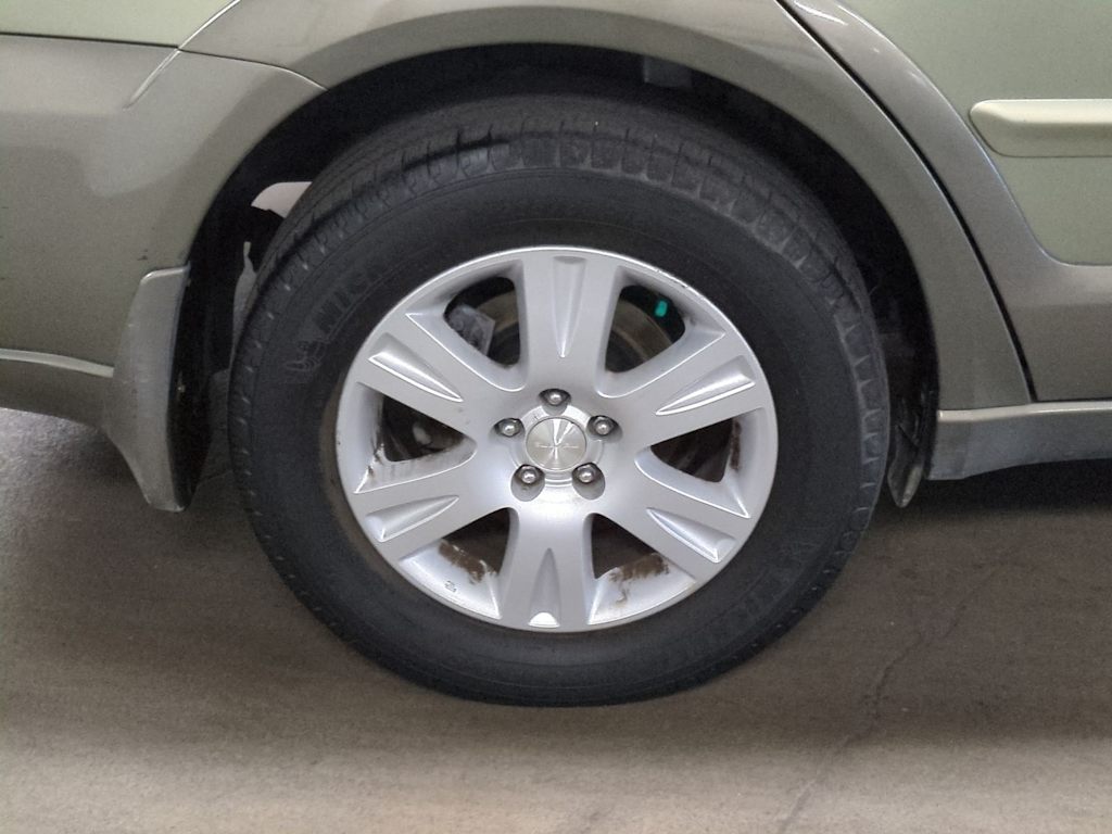 Thumbnail: 2005 Subaru Outback - 8