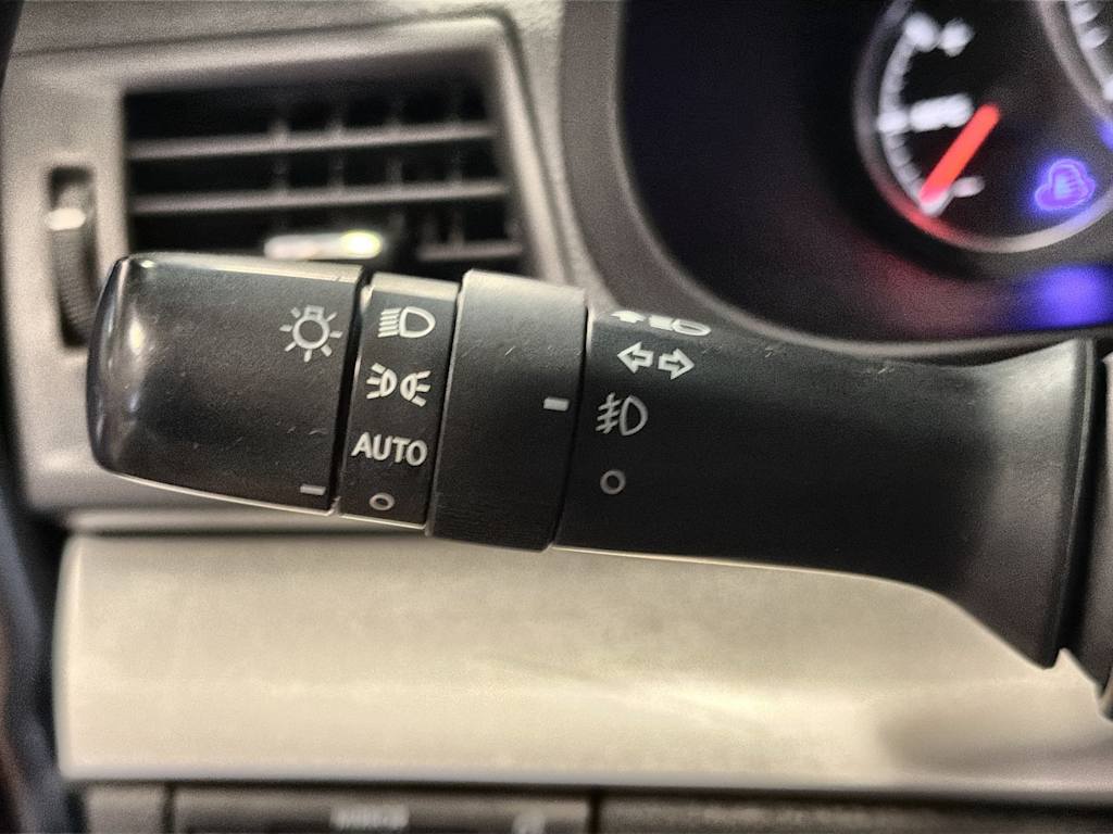 Thumbnail: 2014 Subaru Outback - 32