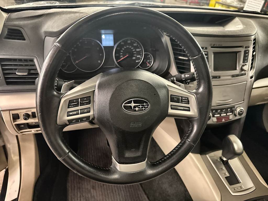 Thumbnail: 2014 Subaru Outback - 10