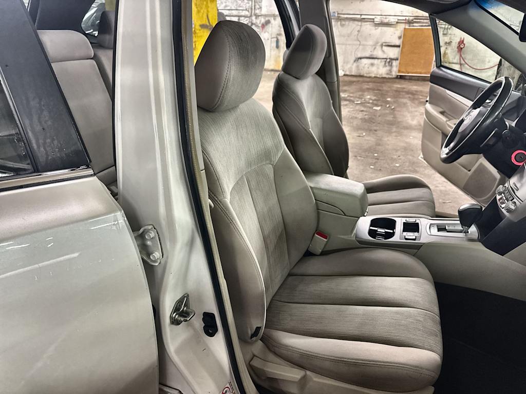 Thumbnail: 2014 Subaru Outback - 31