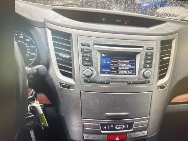 2013 Subaru Outback Limited 12