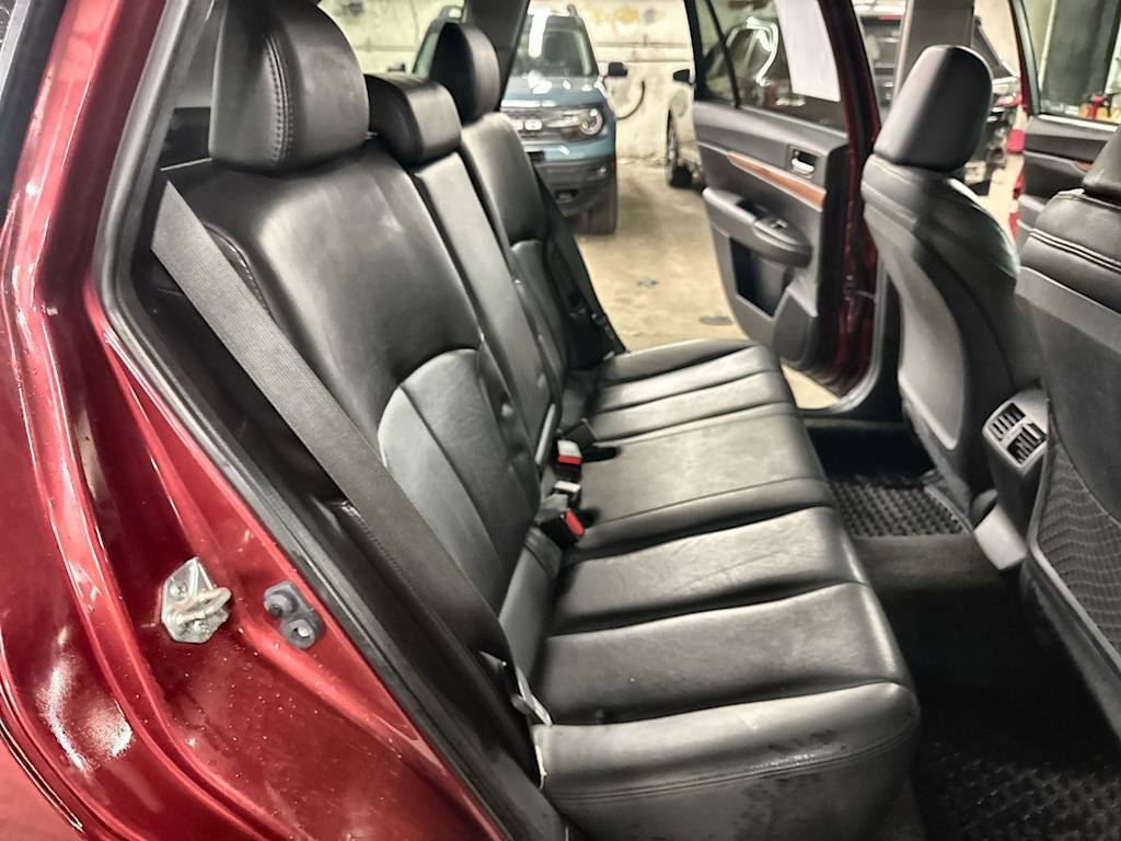 Thumbnail: 2013 Subaru Outback - 30