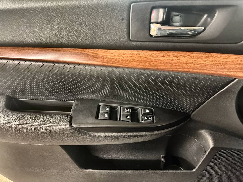 Thumbnail: 2013 Subaru Outback - 27