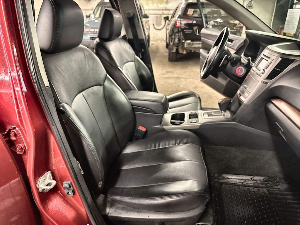 Thumbnail: 2013 Subaru Outback - 11