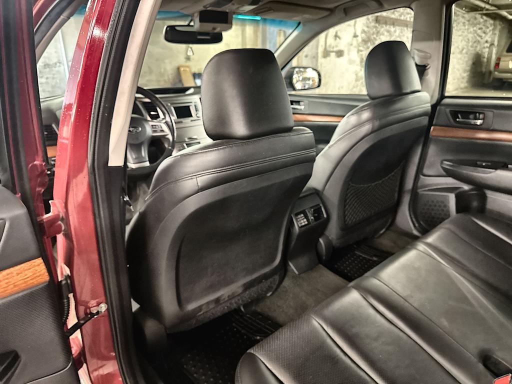 Thumbnail: 2013 Subaru Outback - 12