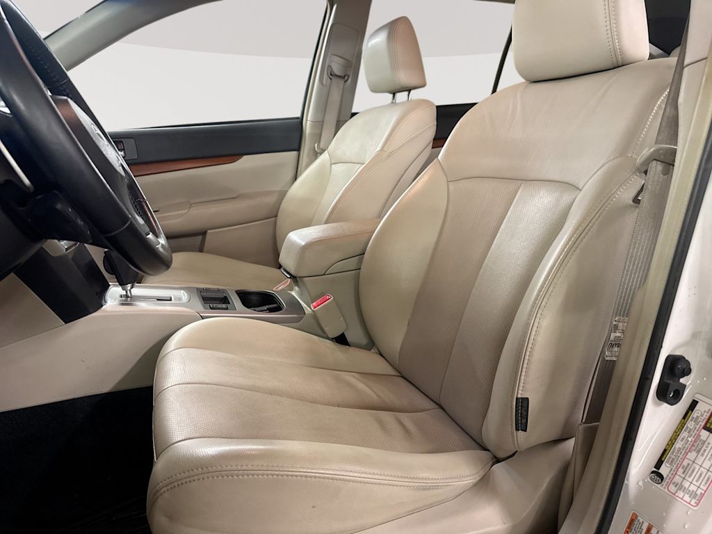 Thumbnail: 2014 Subaru Outback - 8