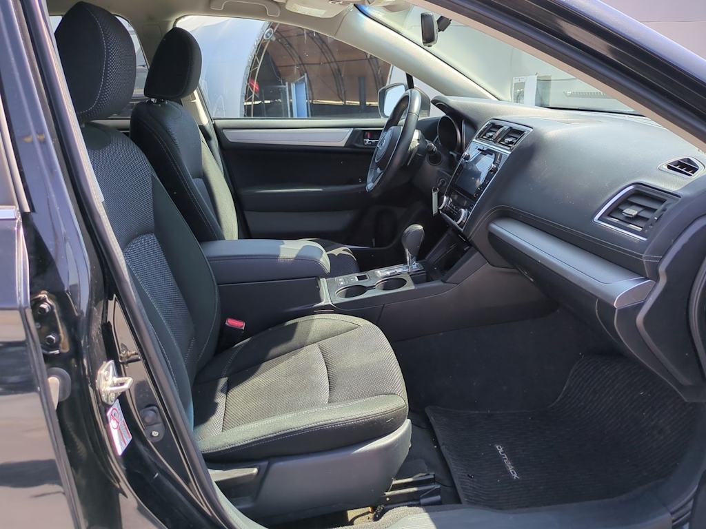 2019 Subaru Outback Premium 12